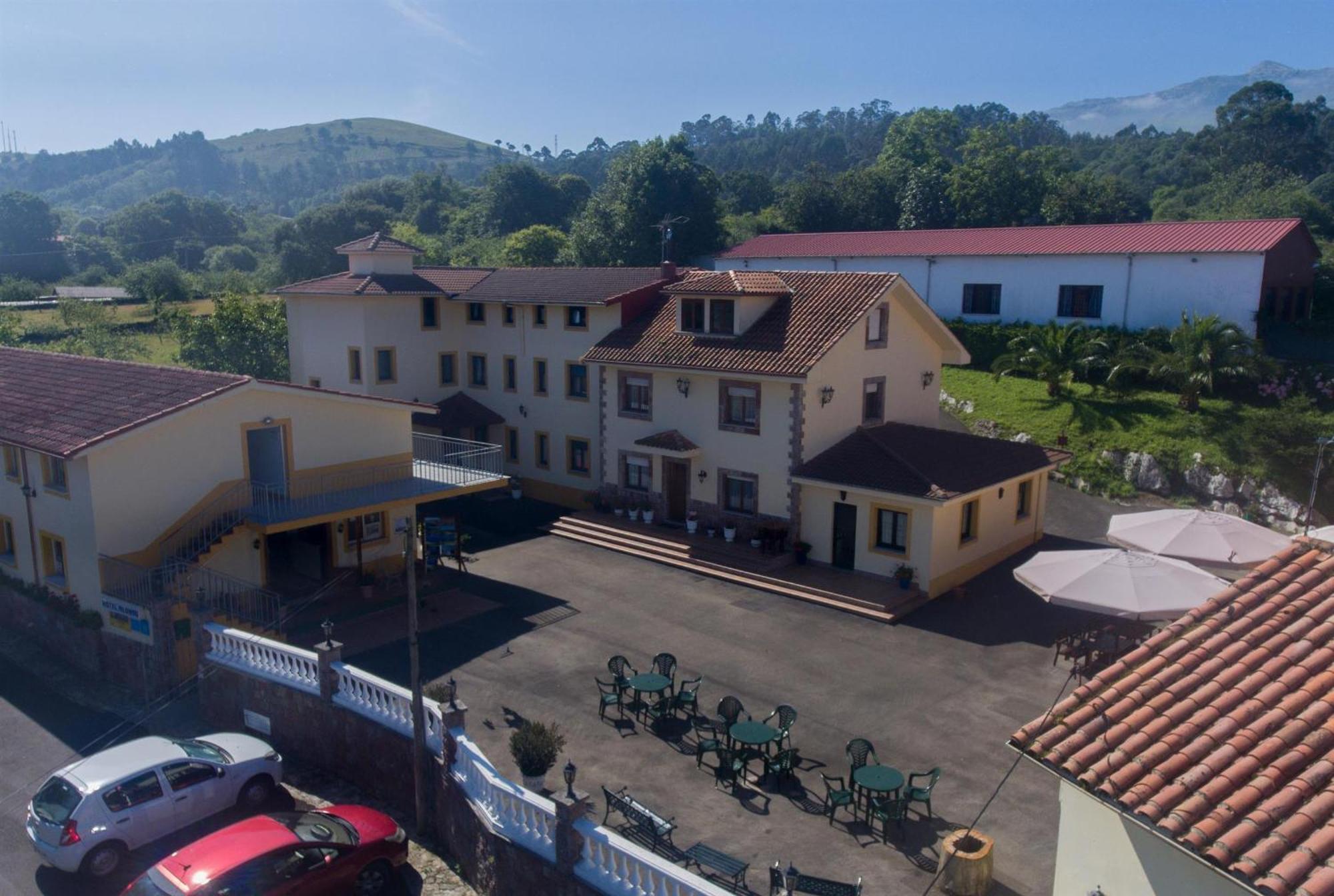 Hotel Alonso Llanes Exteriér fotografie